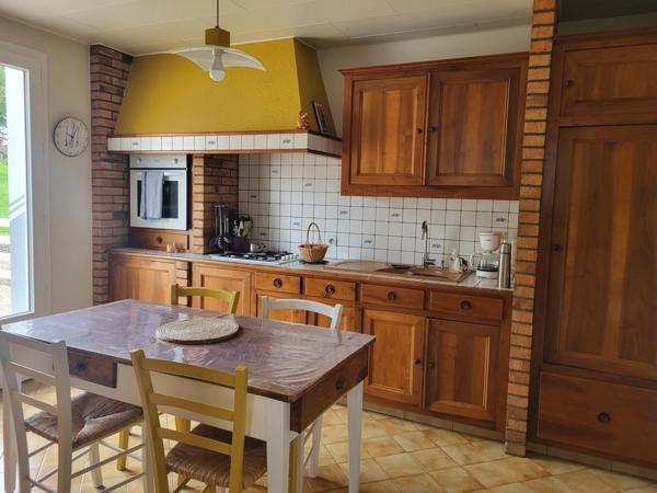 Maison à vendre 6 pièces AIRVAULT (79) Terrain 5 188 m²