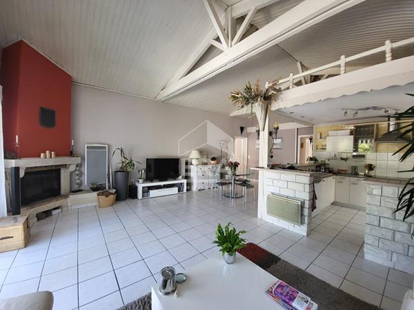 BREUILLET PROCHE CENTRE - MAISON PLAIN-PIEDS AVEC JARDIN