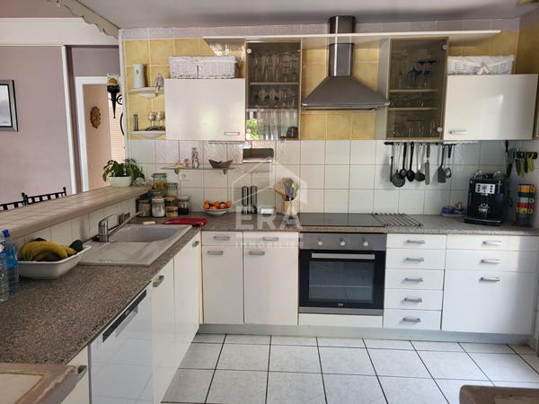 BREUILLET PROCHE CENTRE - MAISON PLAIN-PIEDS AVEC JARDIN