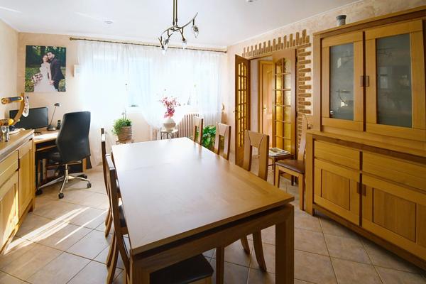 MAISON MEXY 94M2, 3 CHAMBRES, 2 SALLES DE BAIN, DRESSING OU BUREAU, GARAGE, JARDIN