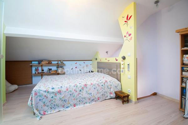 MAISON MEXY 94M2, 3 CHAMBRES, 2 SALLES DE BAIN, DRESSING OU BUREAU, GARAGE, JARDIN