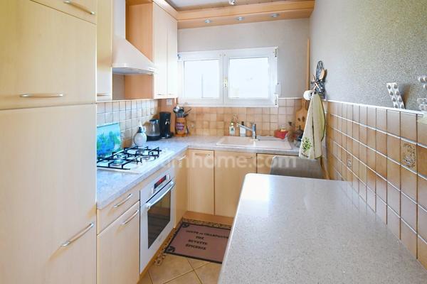 MAISON MEXY 94M2, 3 CHAMBRES, 2 SALLES DE BAIN, DRESSING OU BUREAU, GARAGE, JARDIN