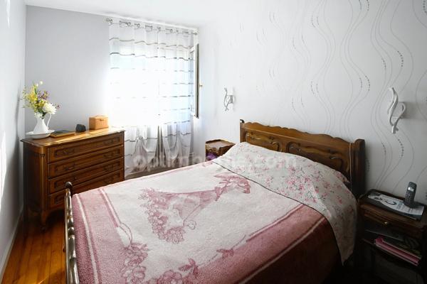 MAISON MEXY 94M2, 3 CHAMBRES, 2 SALLES DE BAIN, DRESSING OU BUREAU, GARAGE, JARDIN
