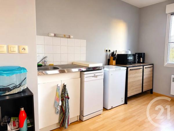 Appartement F2 à vendre  2 pièces - 46,52 m 2   LA ROCHE SUR YON  - 85