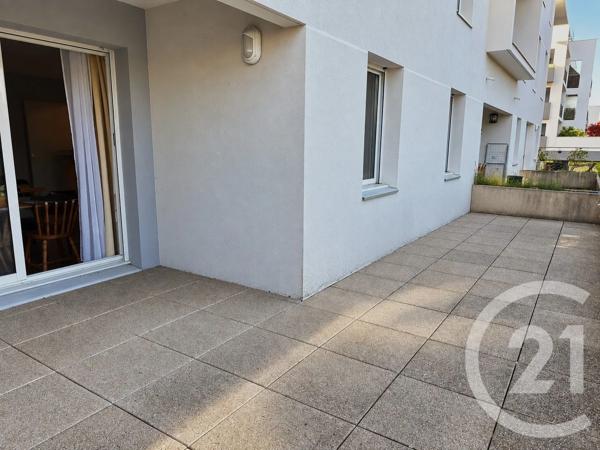 Appartement F2 à vendre  2 pièces - 46,52 m 2   LA ROCHE SUR YON  - 85