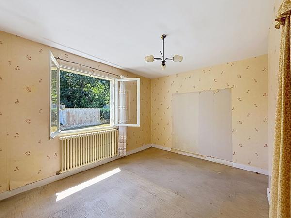 Maison 2 chambres, sous-sol et jardin - 85m² - Inzinzac-Lochrist