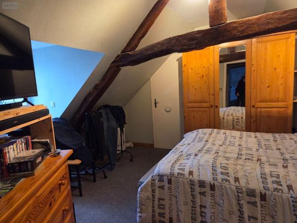 Maison rurale à vendre à Saint-Georges-Buttavent en Mayenne (53100), ref : 53075/66