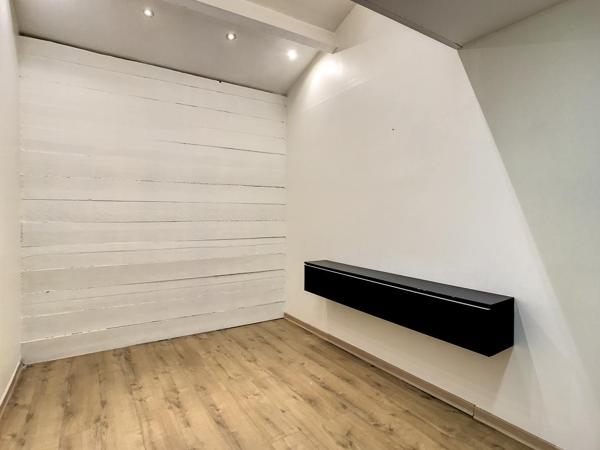 MAISON – T4 – MEUBLE – PISCINE – JARDIN – TERRASSE – 99.75 m² – 69330 – MEYZIEU