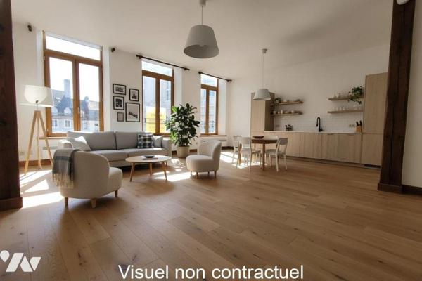 SOUS OFFRE

Au coeur de la vieille ville, très bel emplacement pour cet appartement lumineux ...