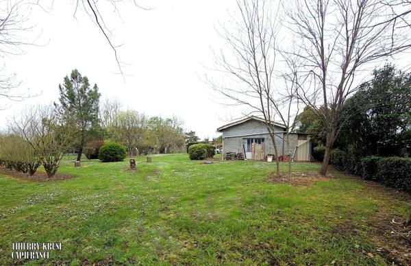 Maison quatre pièce, plain-pied, garages, sur magnifique parcelle de plus 2600m².