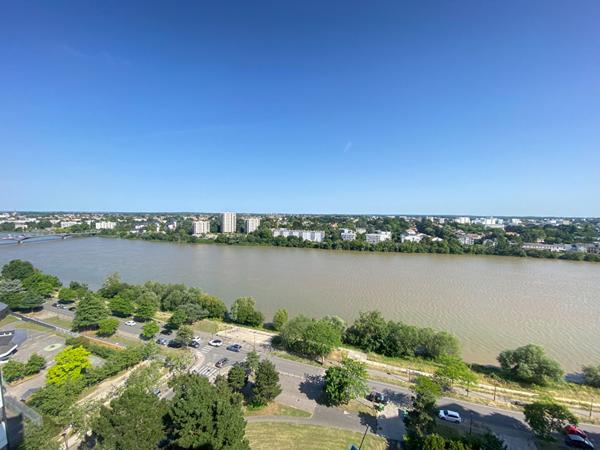 Chambre à la Colocation Meublée Nantes 1 pièce 76.65 m2