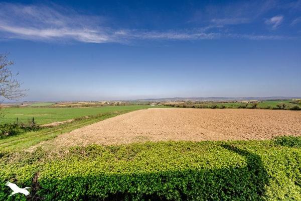 Maison à vendre |  Plonévez-Porzay |  6 pièces | 145 m²