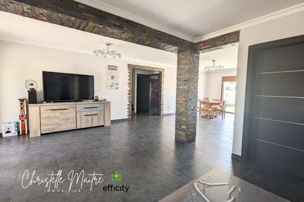 Maison 6 pièces - 181 m² Exclusivité efficity