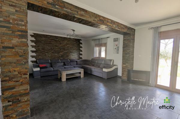 Maison 6 pièces - 181 m² Exclusivité efficity