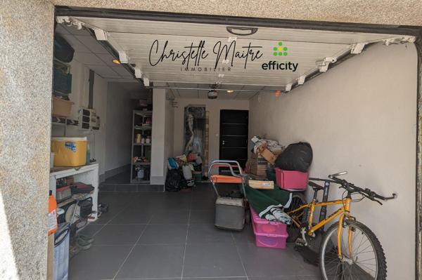 Maison 6 pièces - 181 m² Exclusivité efficity