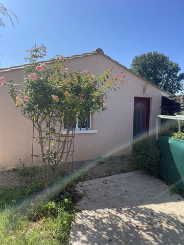 Maison pavillon 4 pièces 105 m2 sur terrain de 829 m2