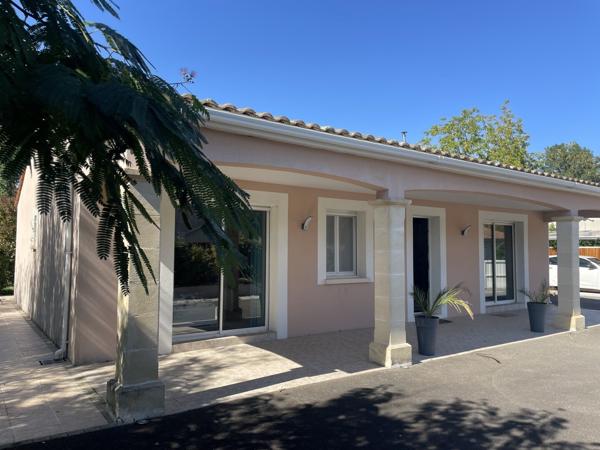 Maison pavillon 4 pièces 105 m2 sur terrain de 829 m2