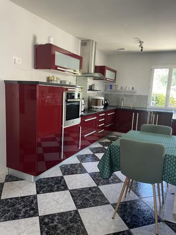 Maison pavillon 4 pièces 105 m2 sur terrain de 829 m2