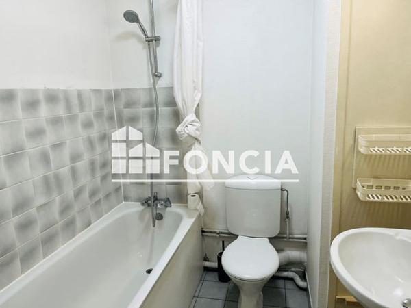 Location Appartement 2 pièces 87.6 m² - RES. GEORGE SAND A Strasbourg Neudorf 67100