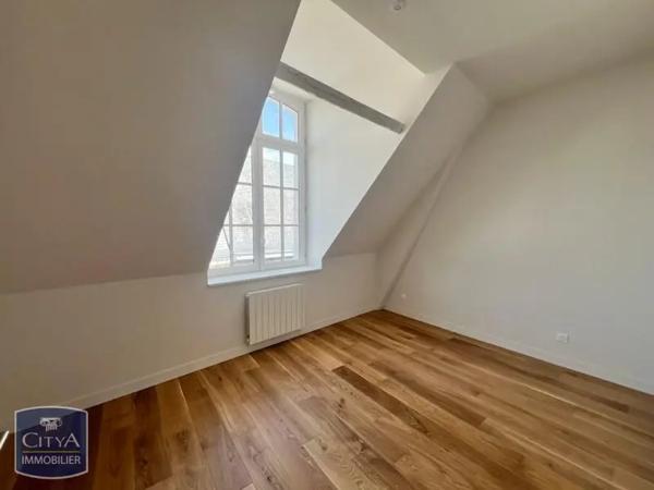 Appartement à louer 3 pièces 62.9m² Angers (49100)