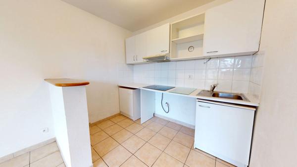 T2 avec balcon dans résidence sécurisée avec piscine à Caen