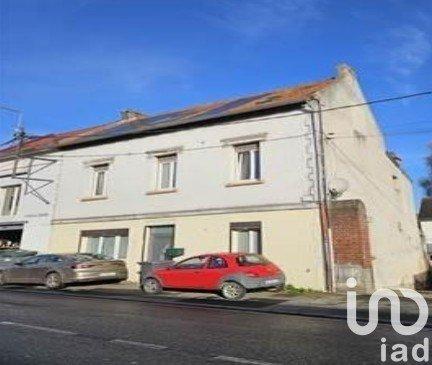 Maison 7 pièces de 208 m² à Aubigny-en-Artois (62690)