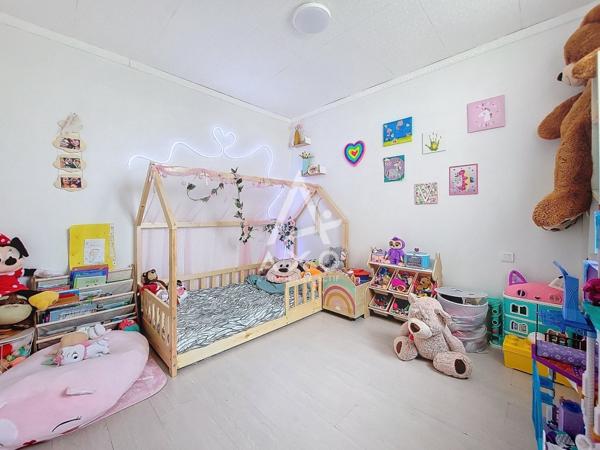 Maison de plain pied 2 chambres, proche collège