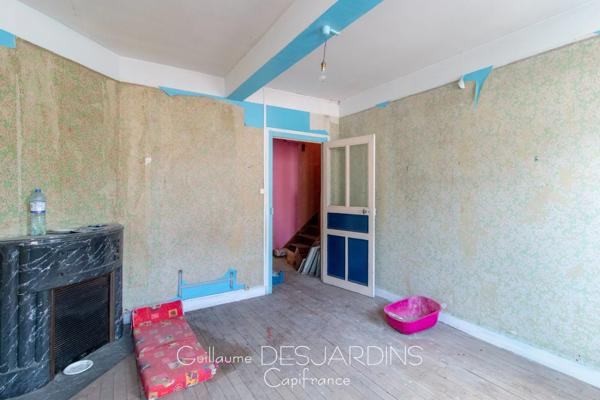 A vendre LE MERLERAULT Orne maison à Rénover