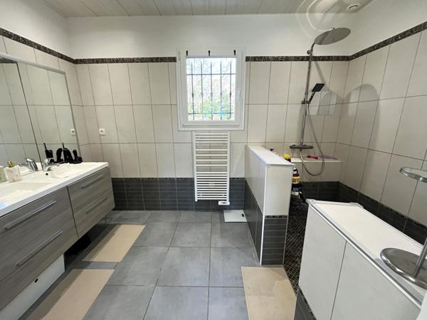 Villa La Gaude 6 pièces 240 m2 - Piscine et jardin