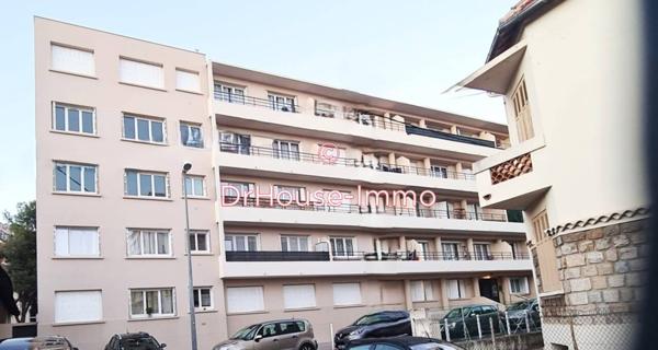 Appartement à louer 4 pièces de 61 m²