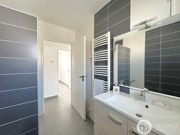 Roussillon (38150) Villa centre-ville au calme