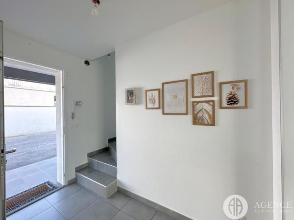 Roussillon (38150) Villa centre-ville au calme