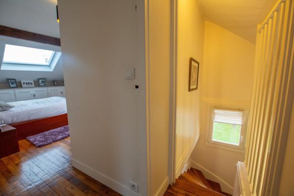 LA VERRIÈRE – QUARTIER VILLAGE – PROCHE GARE - MAISON 4 CHAMBRES – AUCUN TRAVAUX