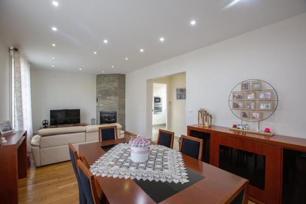 LA VERRIÈRE – QUARTIER VILLAGE – PROCHE GARE - MAISON 4 CHAMBRES – AUCUN TRAVAUX