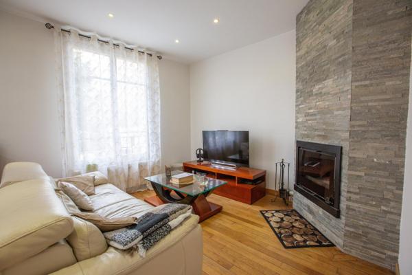 LA VERRIÈRE – QUARTIER VILLAGE – PROCHE GARE - MAISON 4 CHAMBRES – AUCUN TRAVAUX