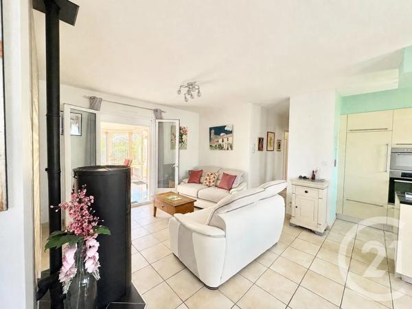 Maison à vendre  3 pièces - 100 m 2   GIVRAND  - 85