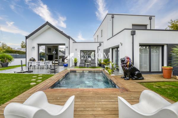 Maison 6 pièce(s) 4 chambre(s) 184 m²