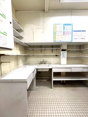 Local commercial 96 m² PIERRE BENITE