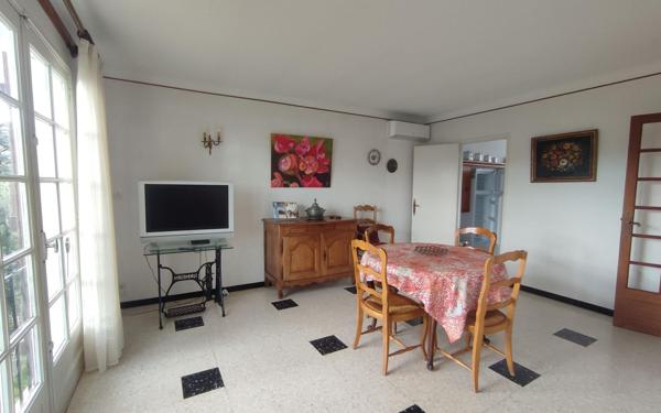 Maison à vendre    3 pièces •  Pézenas