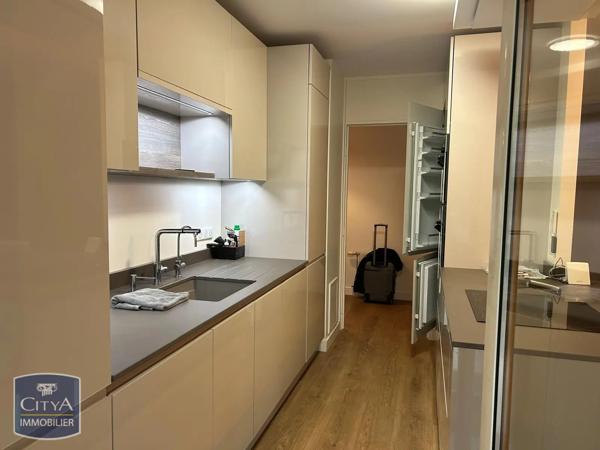 Appartement à louer 3 pièces 70.84m² Le Chesnay-Rocquencourt (78150)