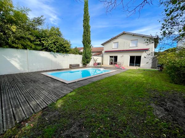 Maison 7 pièce(s) 4 chambre(s) 168 m²