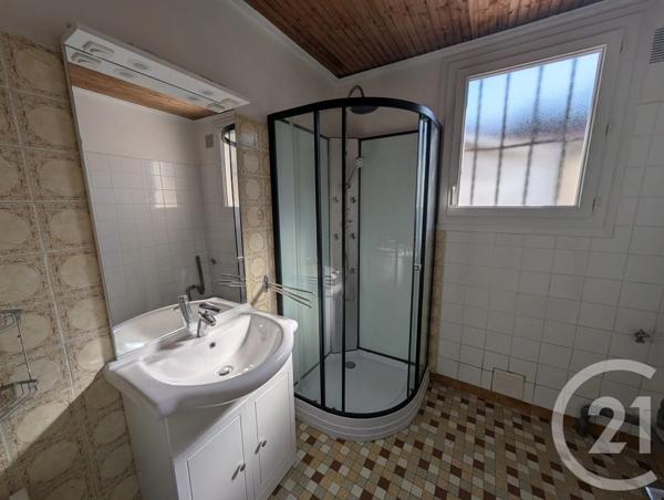 Maison à vendre  4 pièces - 63,50 m 2   TALMONT ST HILAIRE  - 85