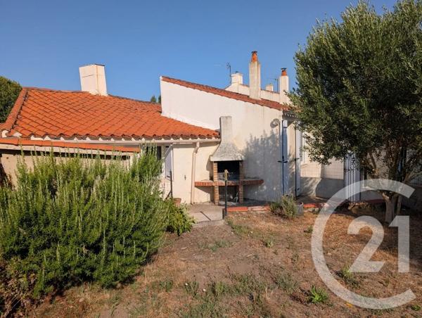 Maison à vendre  4 pièces - 63,50 m 2   TALMONT ST HILAIRE  - 85