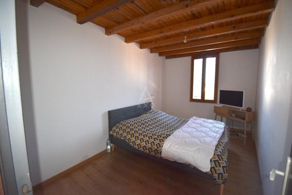 Vends maison de ville rénovée, 3 chambres - 31190 - Miremont