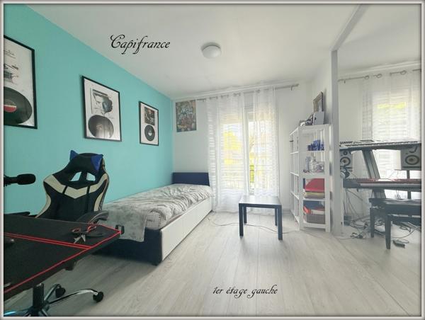 Maison à vendre 10 pièces divisible en 3 apts.