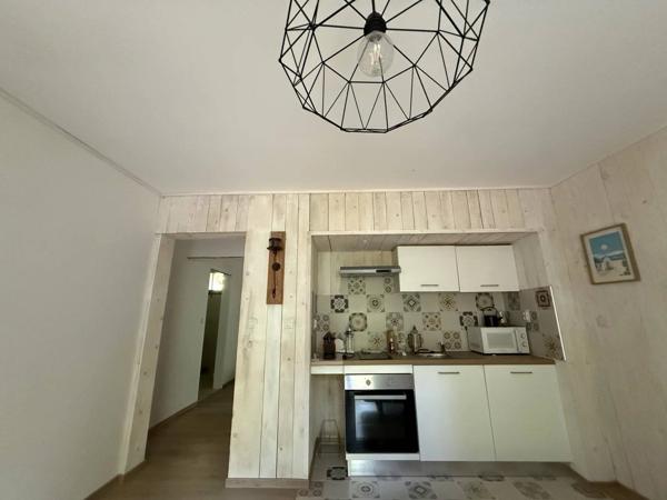 PIED PIED avec 4600m² Terrain bien arboré