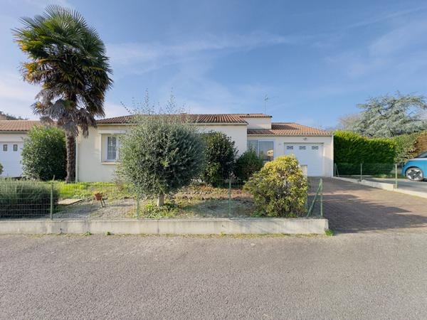 LA ROCHE SUR YON MAISON A VENDRE 5 pièce(s) 102 m² EXCLUSIVITE AMANDA