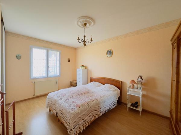 LA ROCHE SUR YON MAISON A VENDRE 5 pièce(s) 102 m² EXCLUSIVITE AMANDA