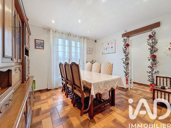 Maison à vendre 6 pièces 123 m² Ris-Orangis