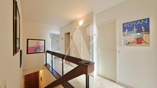 ARCHITECTURE MODERNISTE - 1970 - NC - Saint georges de didonne